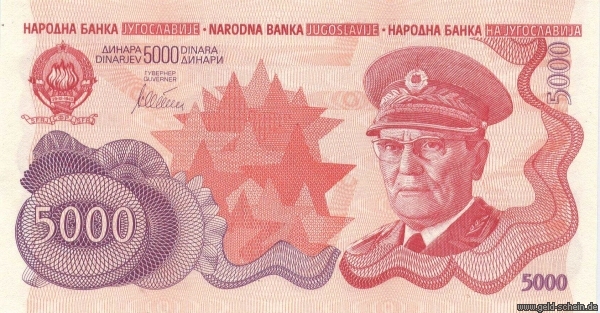 Datei:Essay Jug 4 5000 vs.jpg