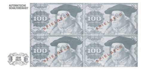 Datei:IBM 4 100 vs.jpg