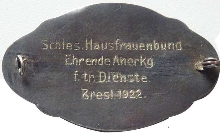 Datei:Hausfrauenbund-r.jpg