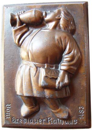 Datei:0000-Plastik-Vom Breslauer Rathaus.jpg