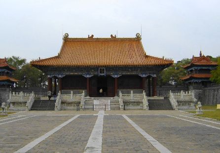 Datei:Abb Fuling Tomb today.jpg