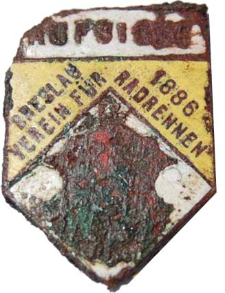 Datei:000T-Radfahrer-Verein für Fahrradrennen-Aufsicht.jpg