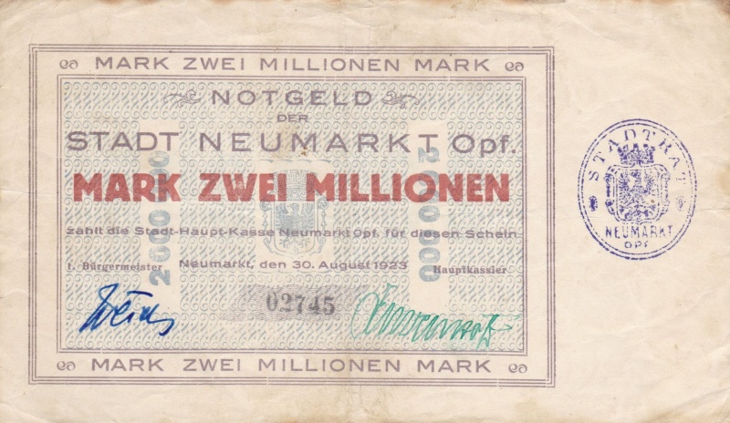 Datei:Neumarkt 2Mio Inzenhofer Vs.jpg