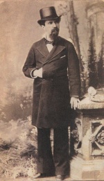 Bio Nicolas Avellaneda.jpg