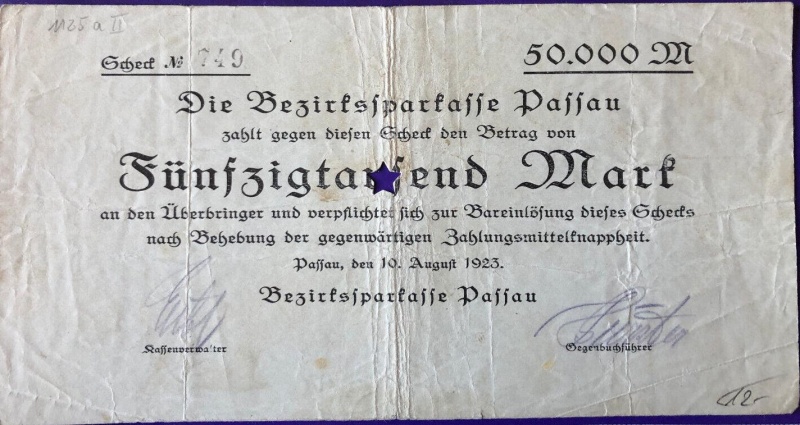 Datei:Passau Bezirkssparkasse 7.jpg